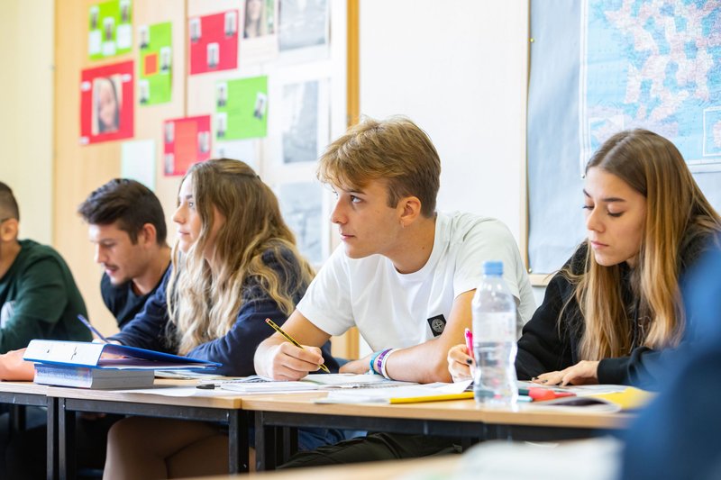 cours anglais Bristol : étudiants internationaux en cours