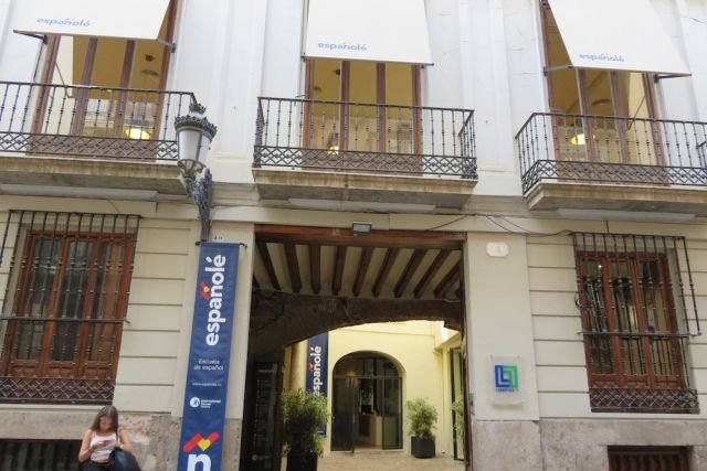 Séjour linguistique Valencia en Espagne : entrée de l'école IH Valencia