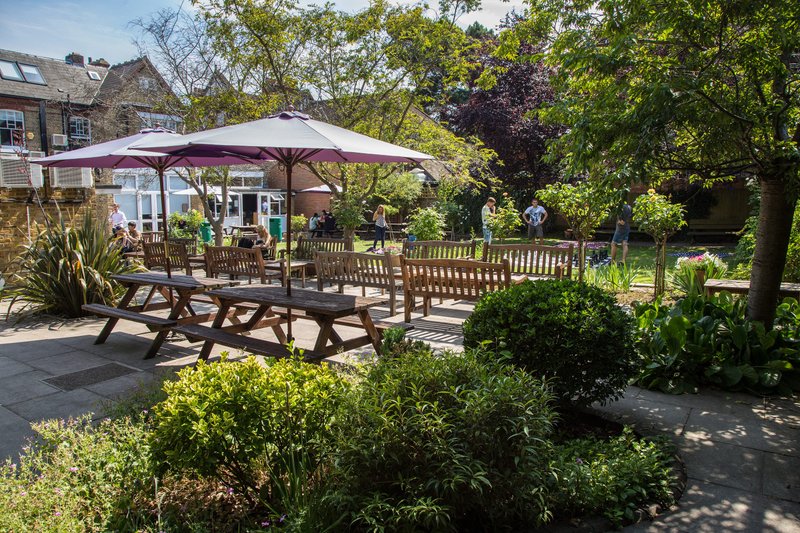 Jardin pour les étudiants (Wimbledon School of English)