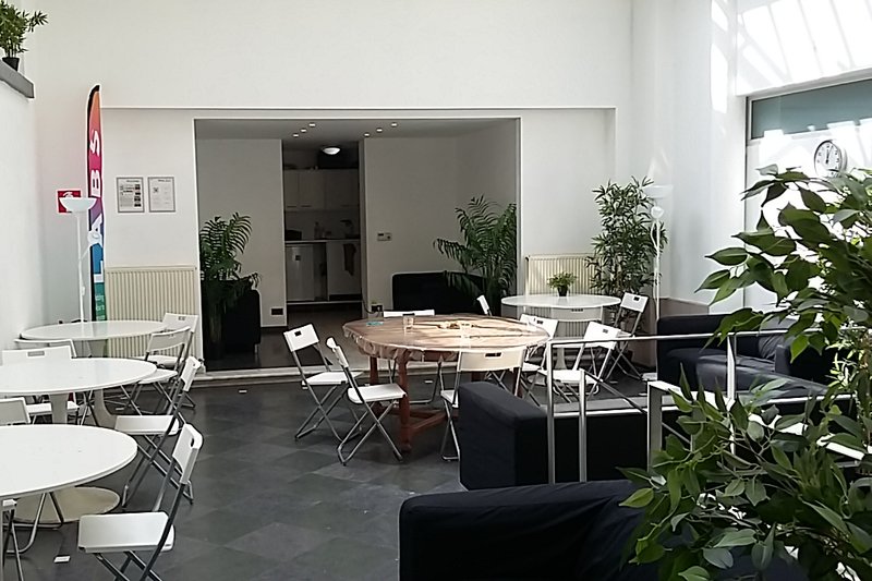 Job étudiant à Anvers avec cours de néerlandais avec L&T : immersion néerlandais garantie
