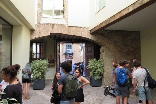 IH Valencia : patio